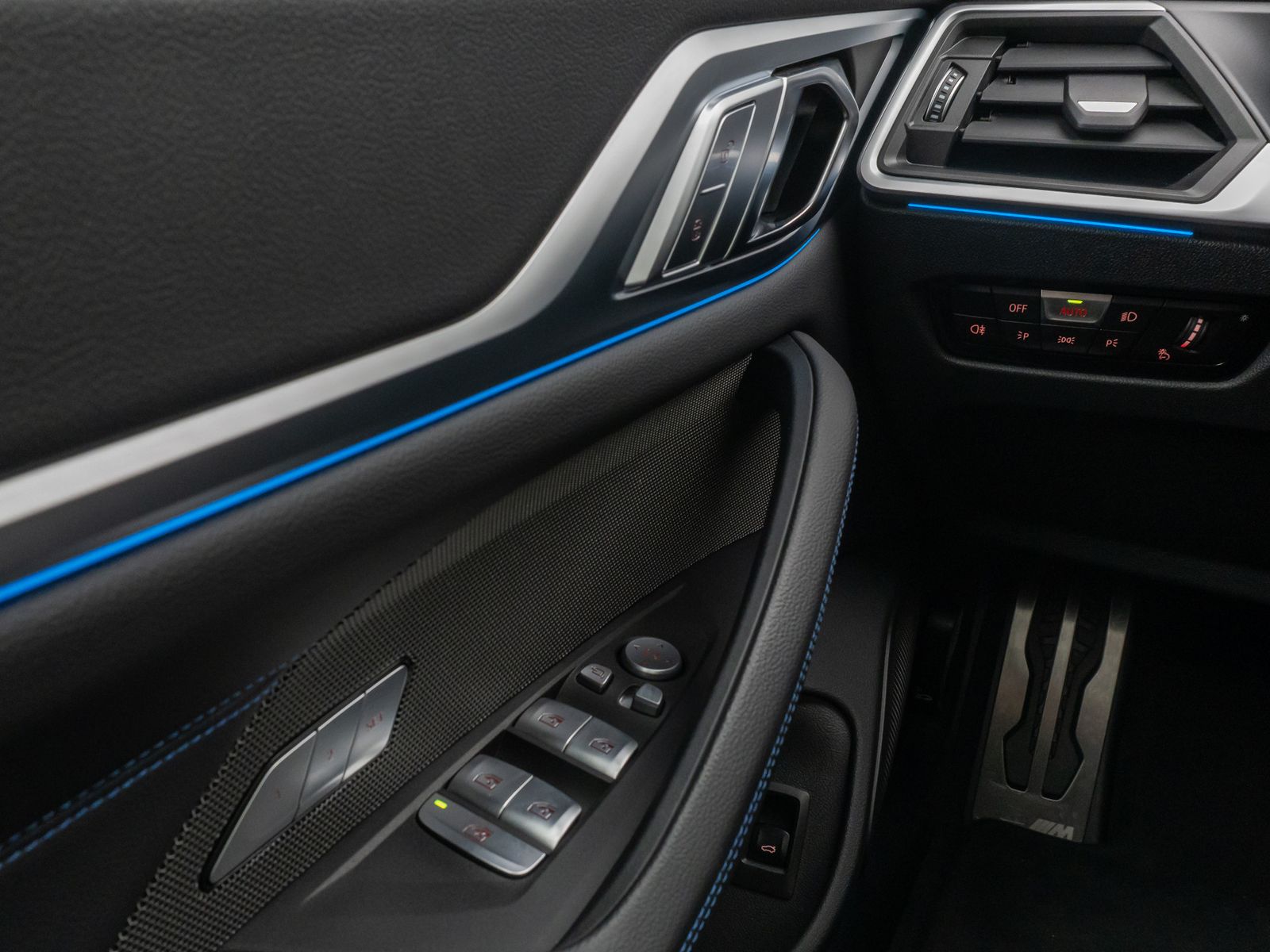 Fahrzeugabbildung BMW i4 M50 Gran Coupé 360°DAB HUD H/K Glasdach 20Zol