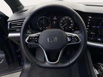 Volkswagen Touareg - 9