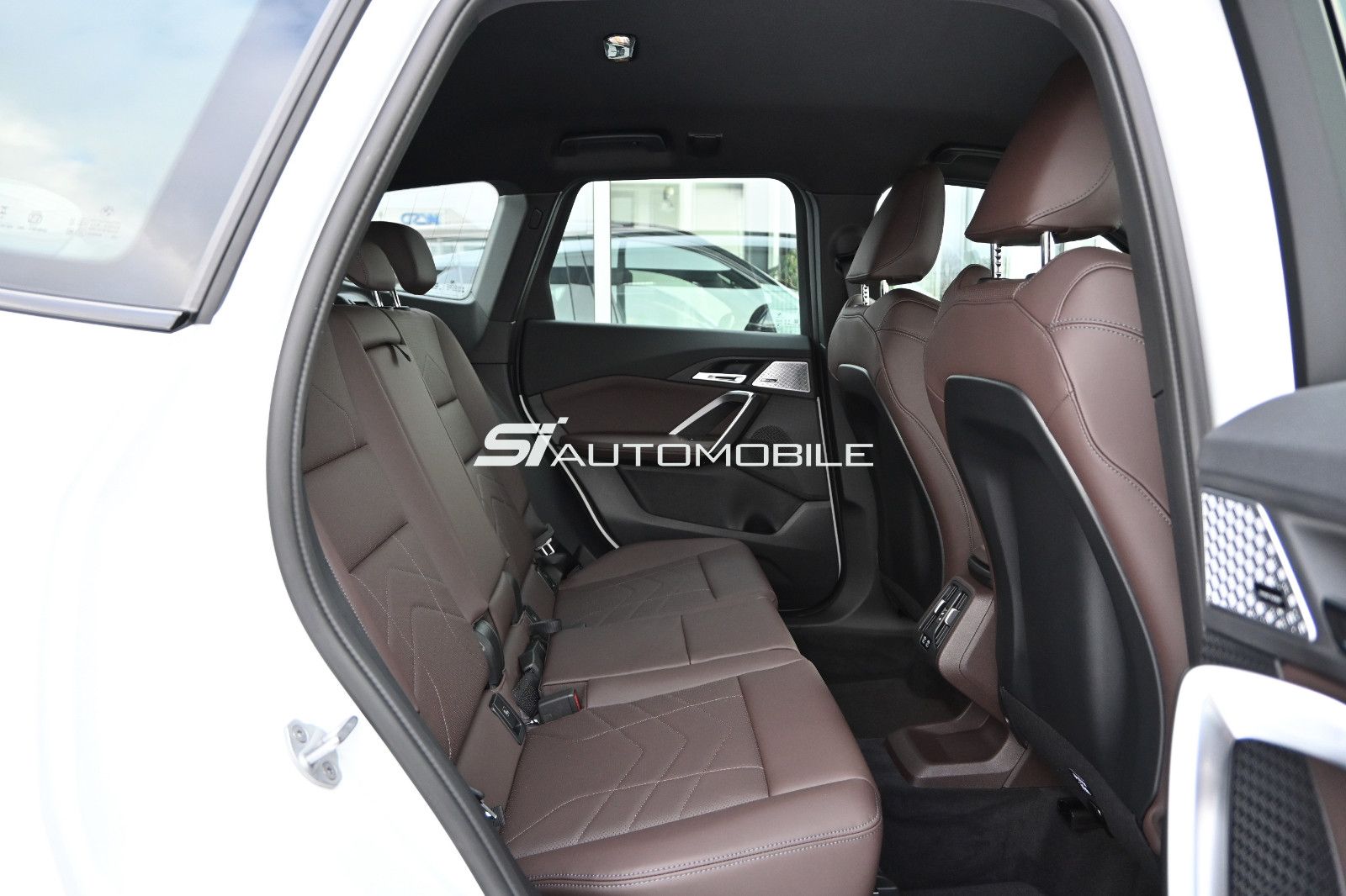 Fahrzeugabbildung BMW X1 xDrive23i M-Sport °ACC°AHK°360°MEMO°HARMAN°