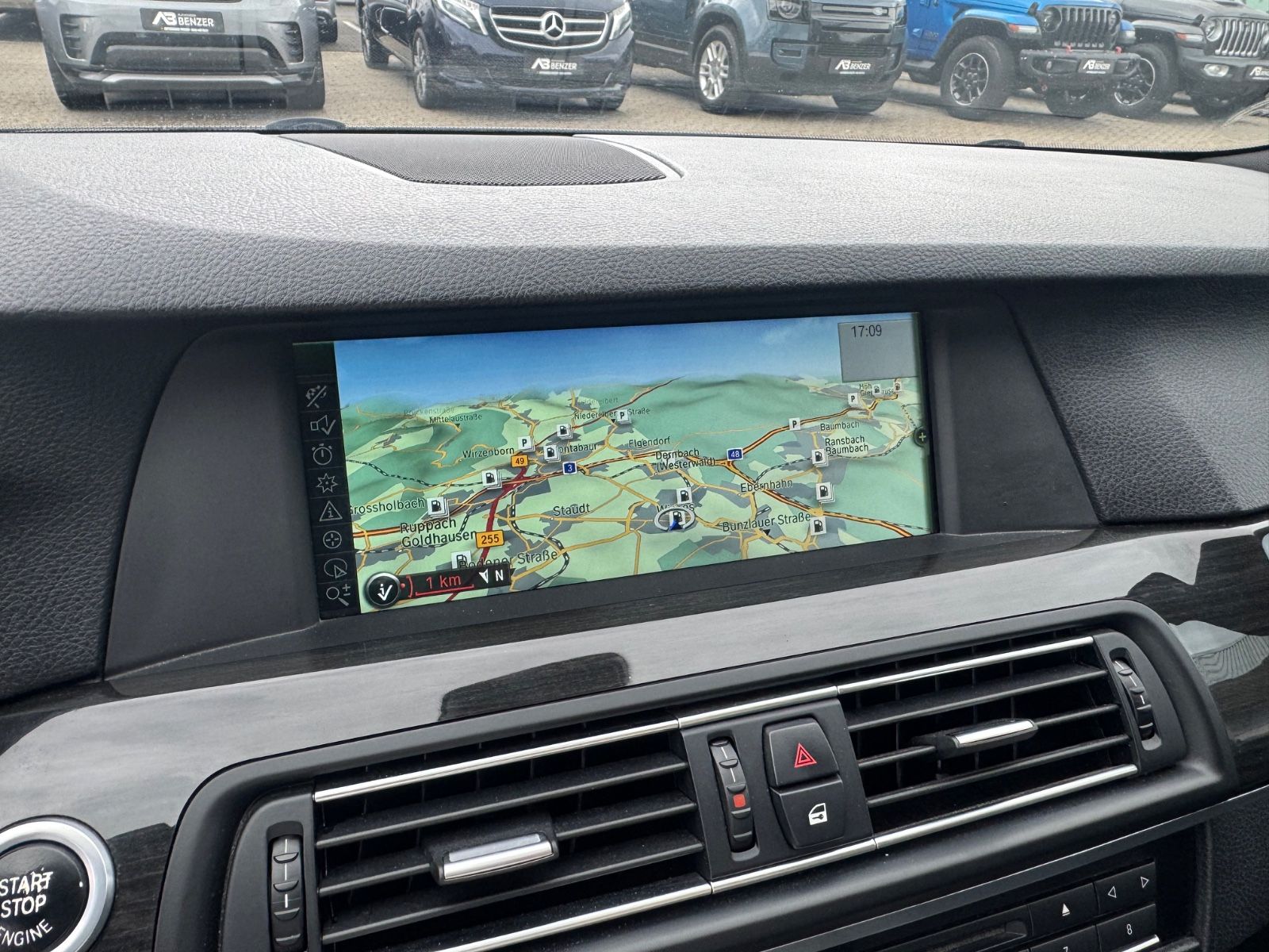 Fahrzeugabbildung BMW 535 d M-Paket/Pano/Leder/R-Cam/ACC/Memory/HUD
