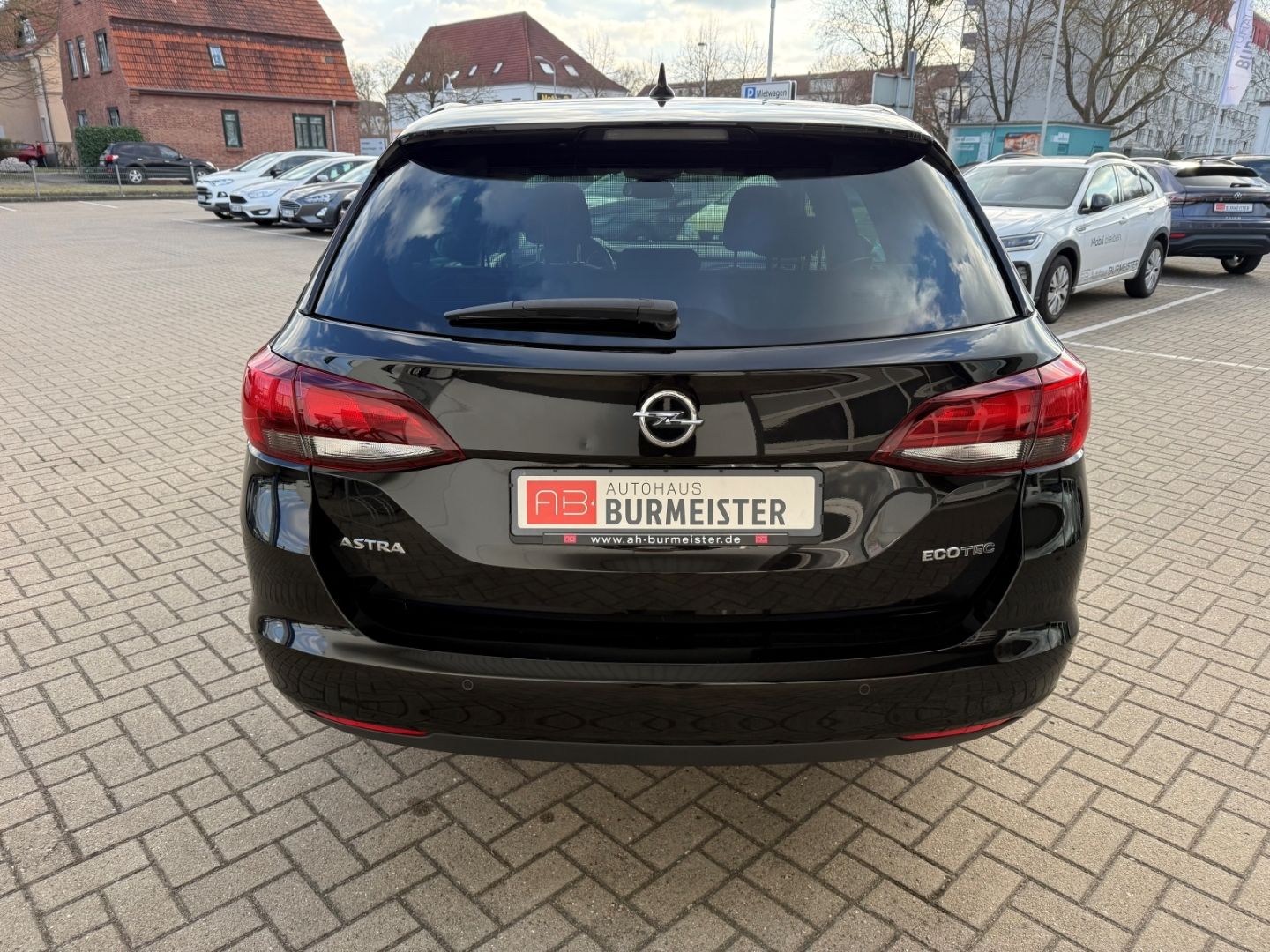 Fahrzeugabbildung Opel Astra K Sports Tourer Edition Start Stop LED App