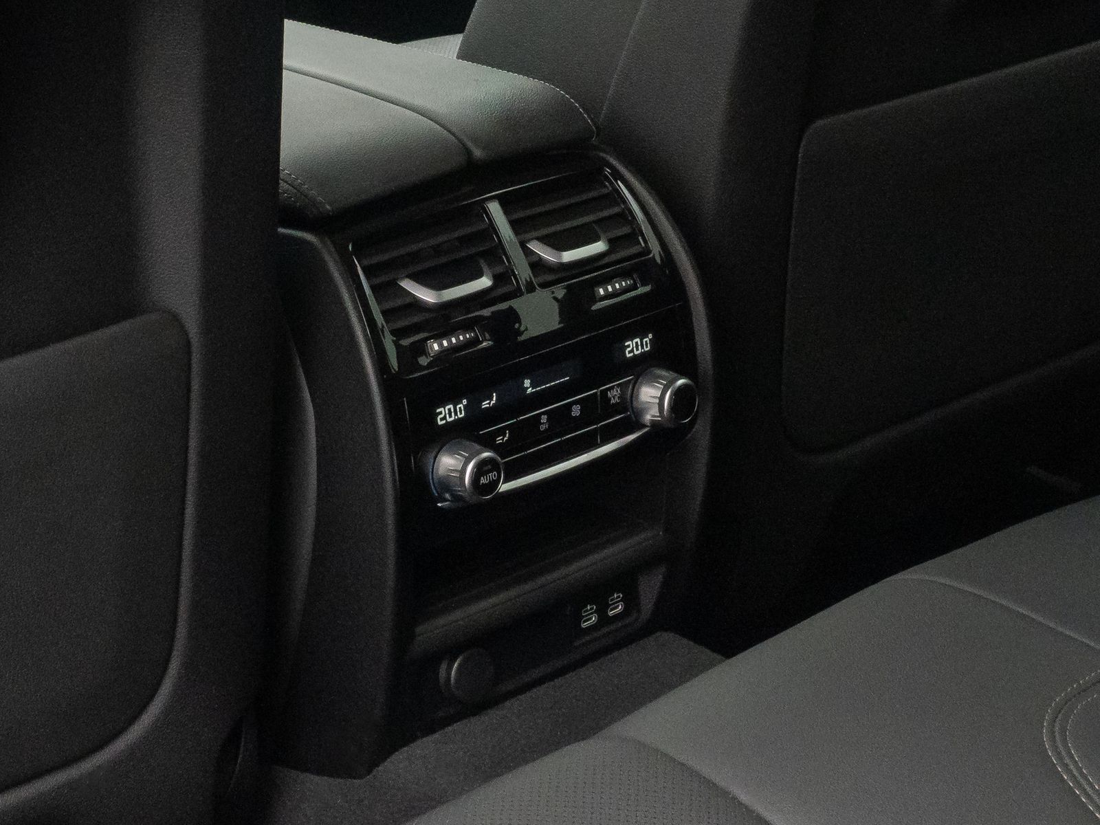 Fahrzeugabbildung BMW 530e Kamera DAB HiFi Sport Leder Komfort Alarm