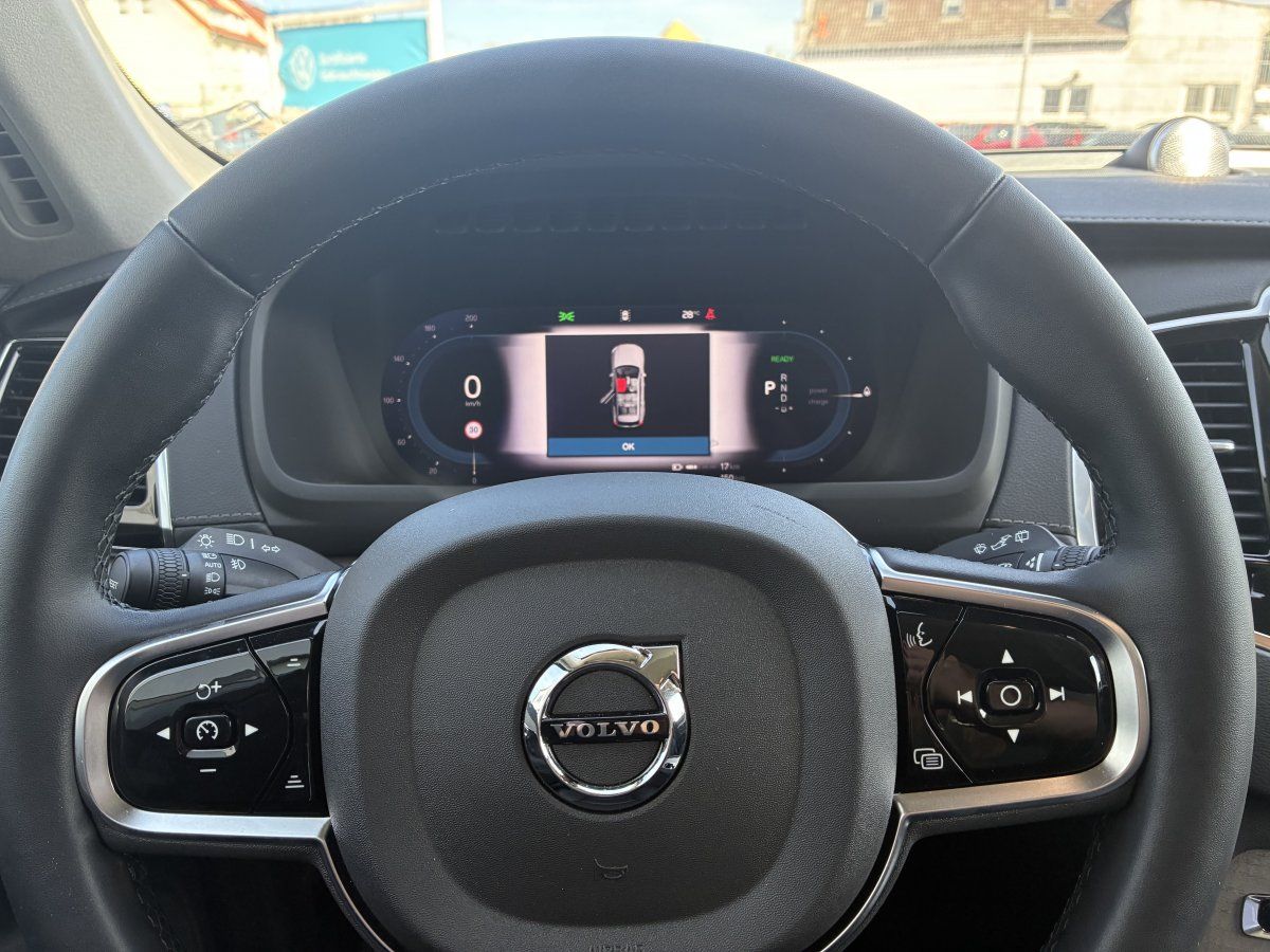 Volvo XC90 - Bild 19