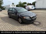 Volvo V50 Kombi 1.6 D Momentum - gebrauchte Volvo V50 aus dem Jahr 2009