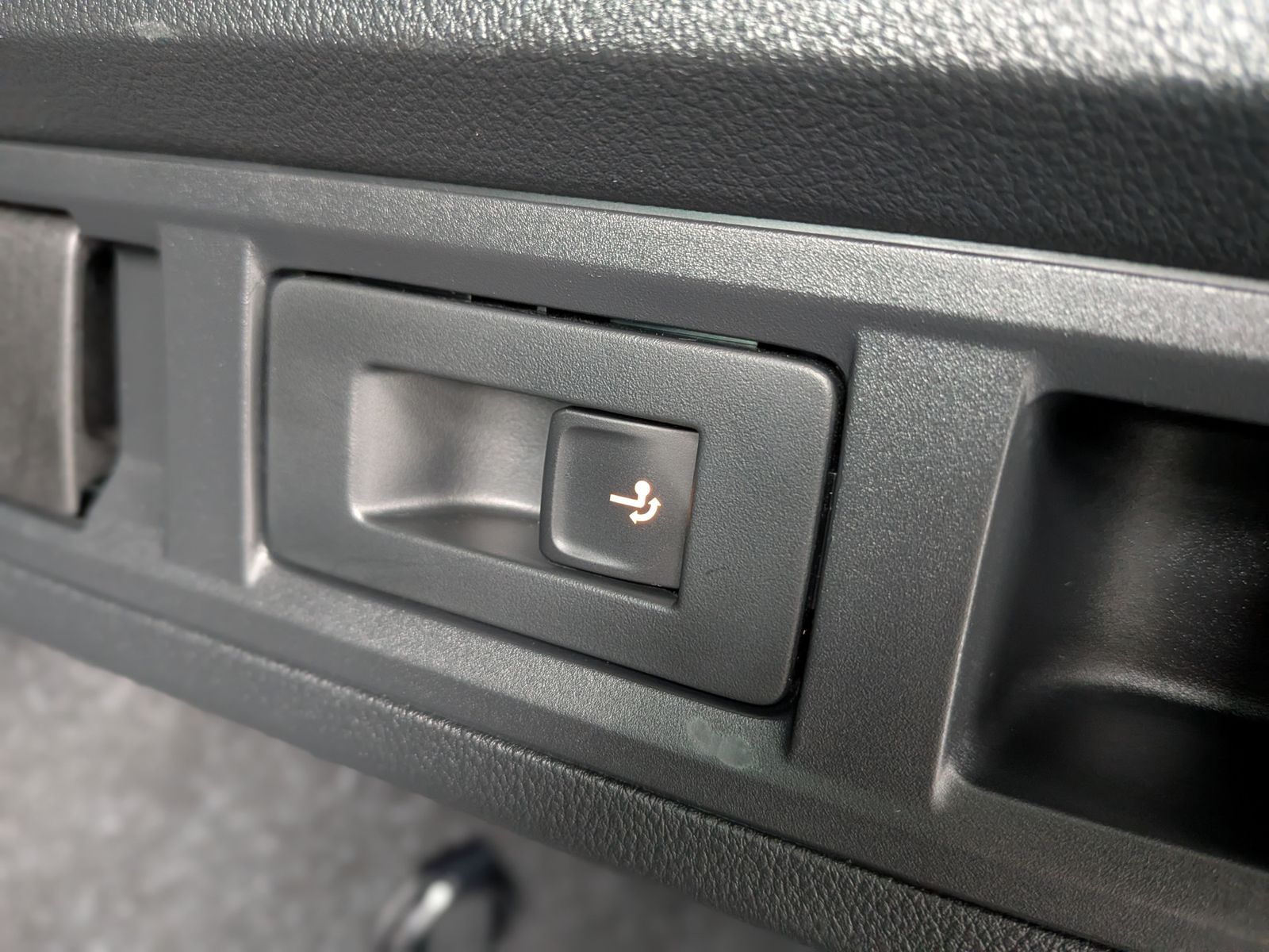Fahrzeugabbildung SKODA Octavia 1.5TSI mHEV DSG ACC Style AHK 17" 5J-Gar