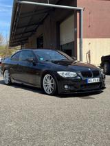 BMW 330d xDrive Coupé - - BMW 330 mit Diesel-Antrieb: Coupe