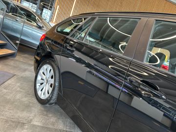 BMW 318d *M Shadow LINE*TEMPO*NAV*PDC*AHK*LED*