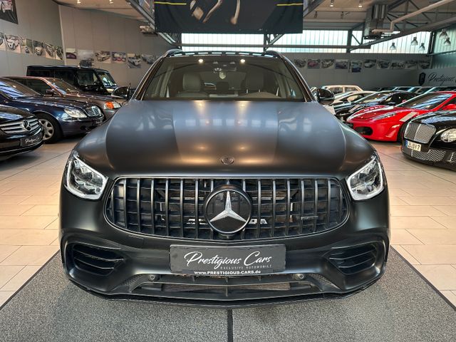 MERCEDES-BENZ GLC 63 S AMG 4-Matic Pano 21´ Night AHK Drivers!
