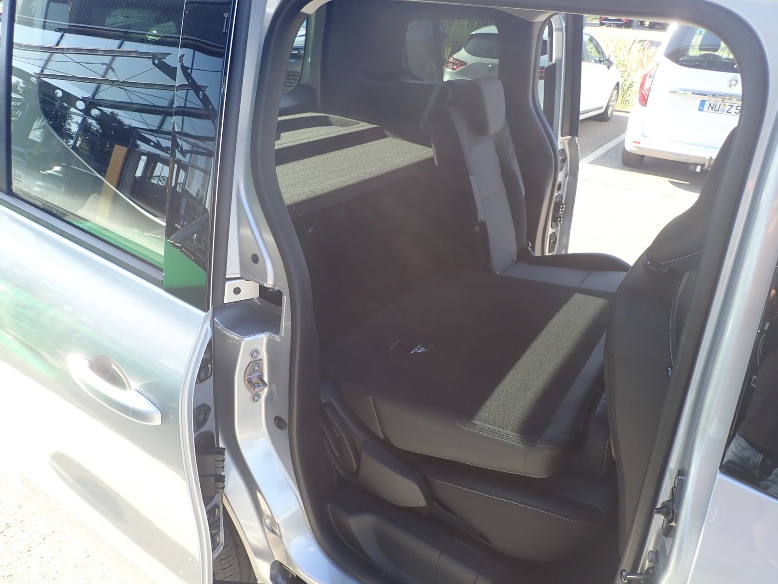 Fahrzeugabbildung Renault Kangoo E-TECH elektr. Techno Comfort Range AC22