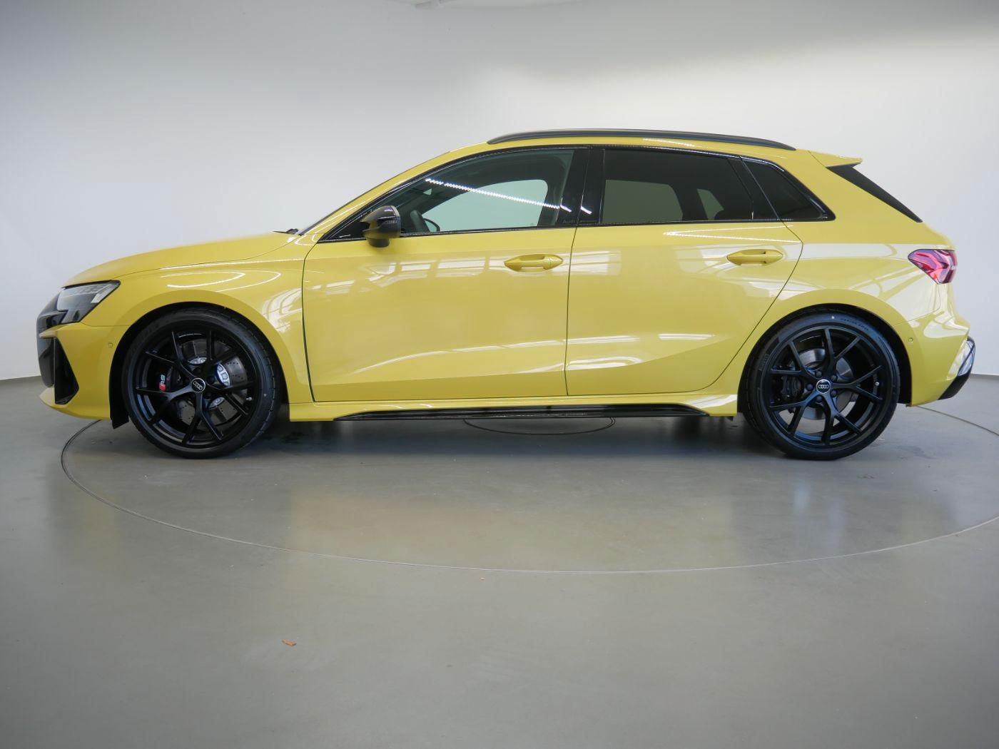 Audi RS 3 Sportback S tro. MATRIX HEAD-UP SPORTABGAS