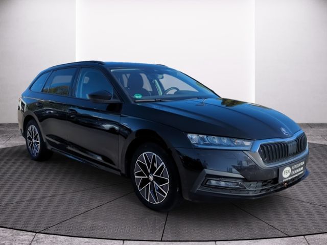 Fahrzeugabbildung SKODA Octavia Combi 2.0 TDI DSG Clever NAV AHK STANDHZ