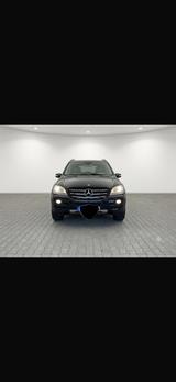Mercedes-Benz ML 320 CDI 4MATIC - - Mercedes-Benz ML 320 in Düsseldorf