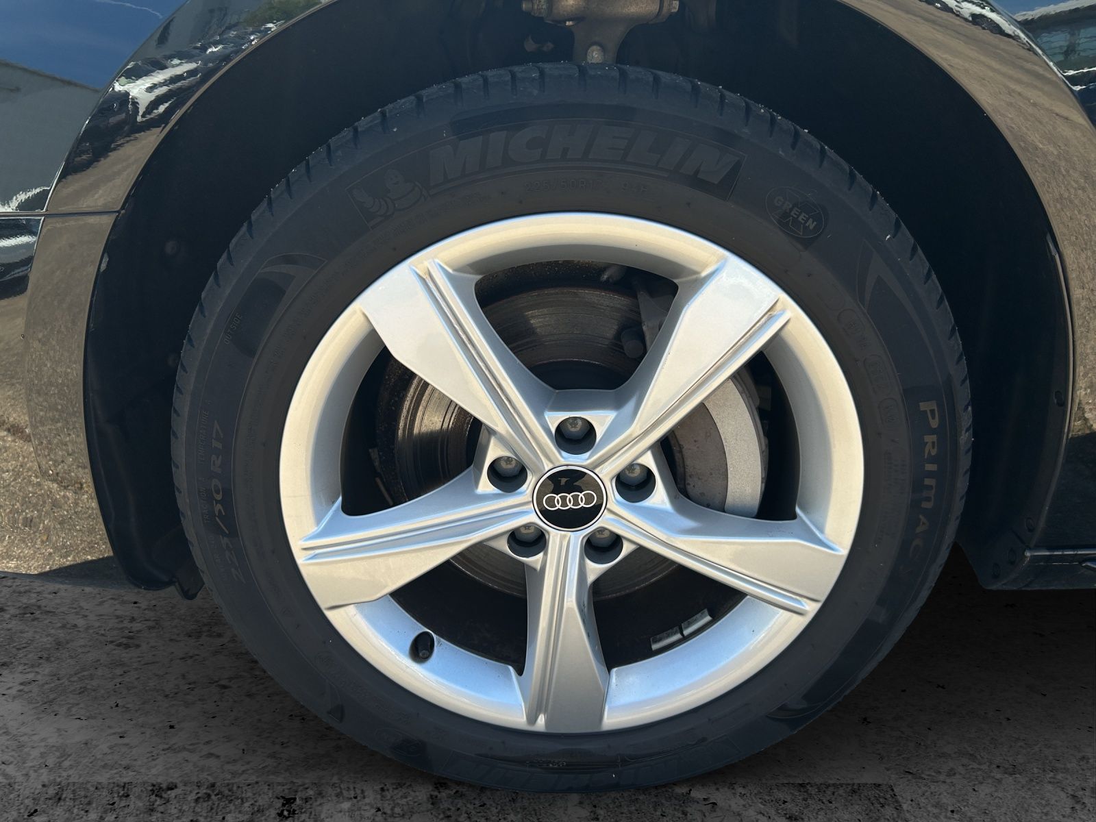 Fahrzeugabbildung Audi A4 Avant 40 TDI advanced quattro S-tronic LED AH