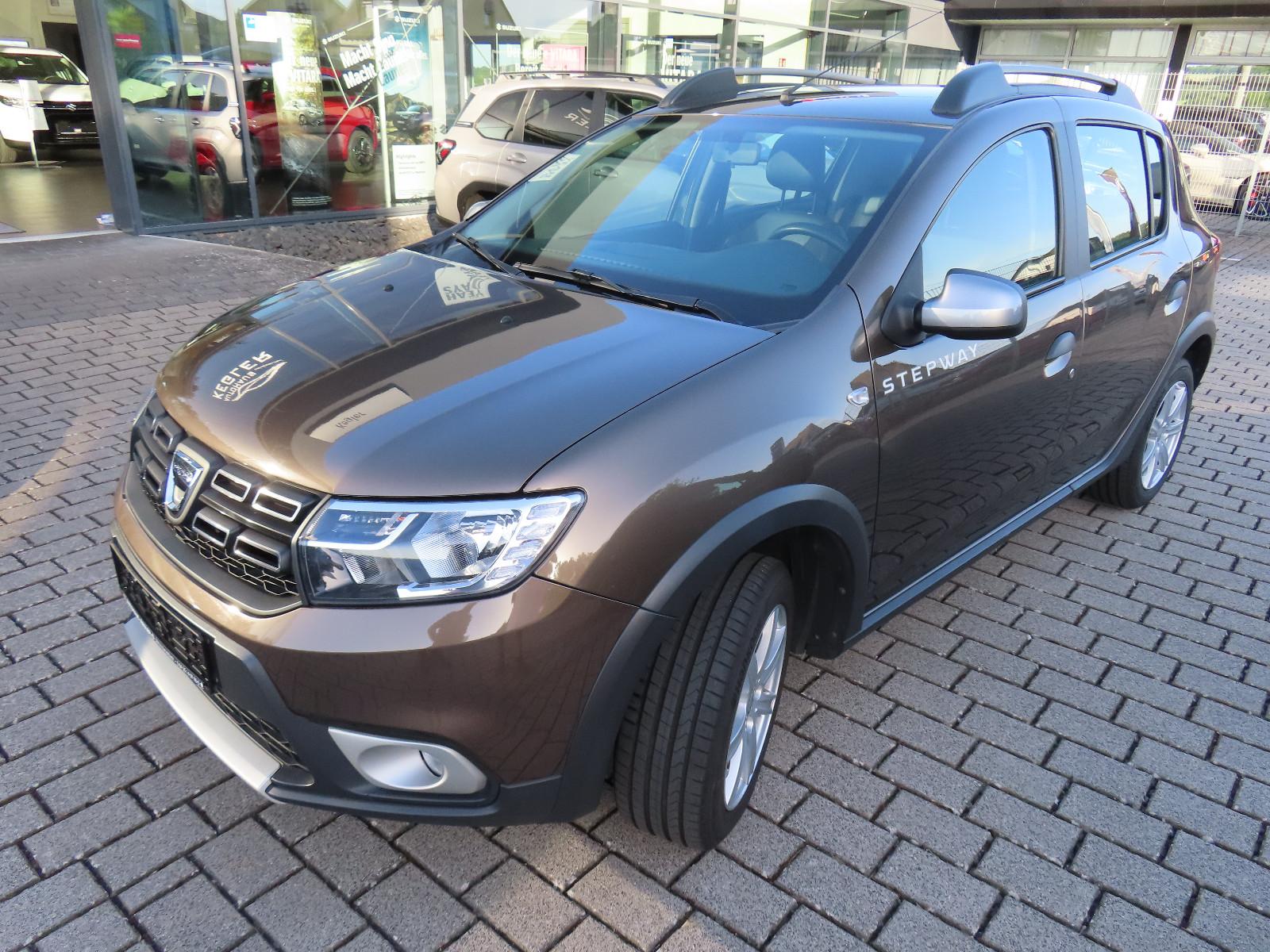 Dacia Sandero II Stepway Celebration 1.Hand