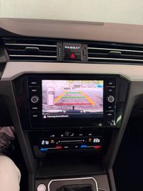 Volkswagen Passat Variant - 12