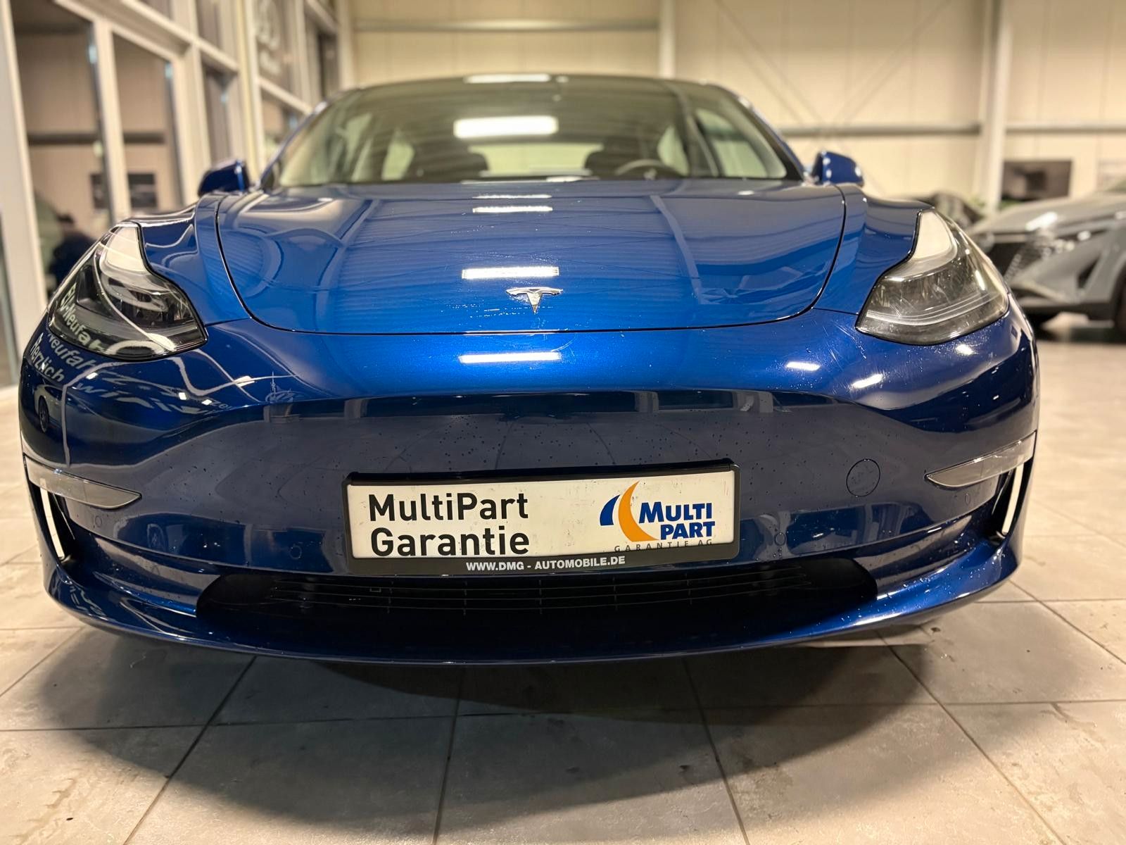 Fahrzeugabbildung Tesla Model 3 Long Range Dual AWD