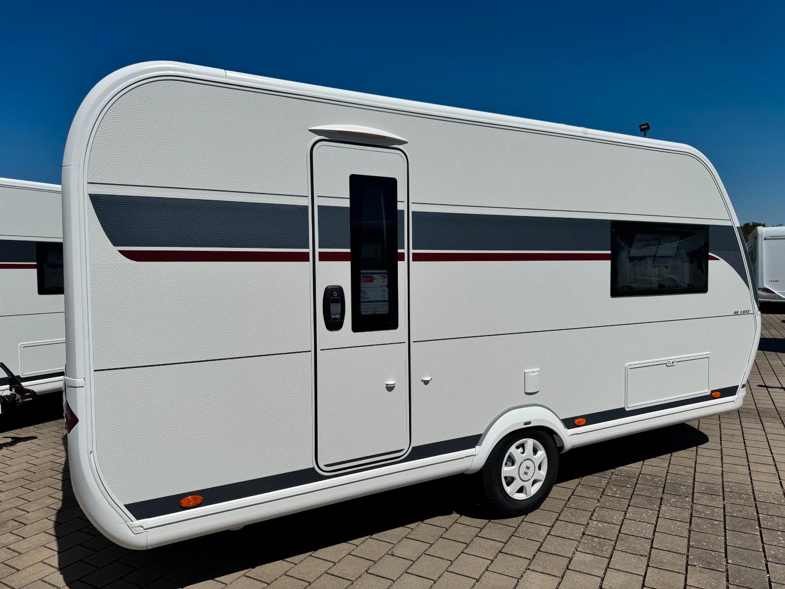 Hobby 460 SL De Luxe, 1500 kg, Rollrost, Modell 2027