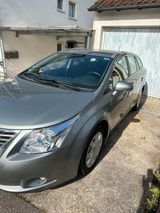 Toyota Avensis Automatik - Toyota Avensis aus 2009