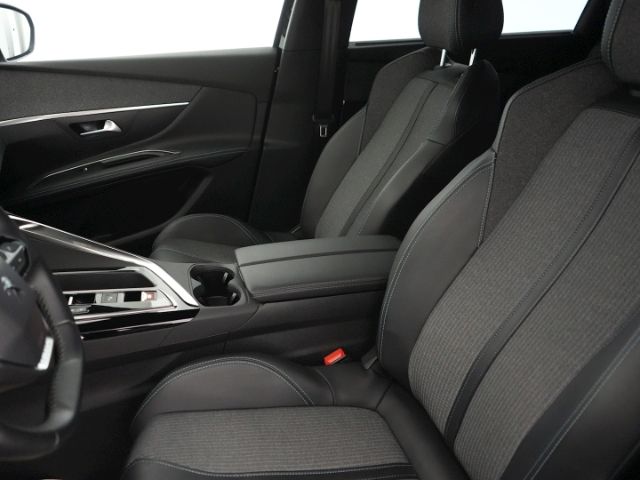 5008 ALLURE PACK AT 7-SITZER+NAVI+RÜCKFAHRKAMERA