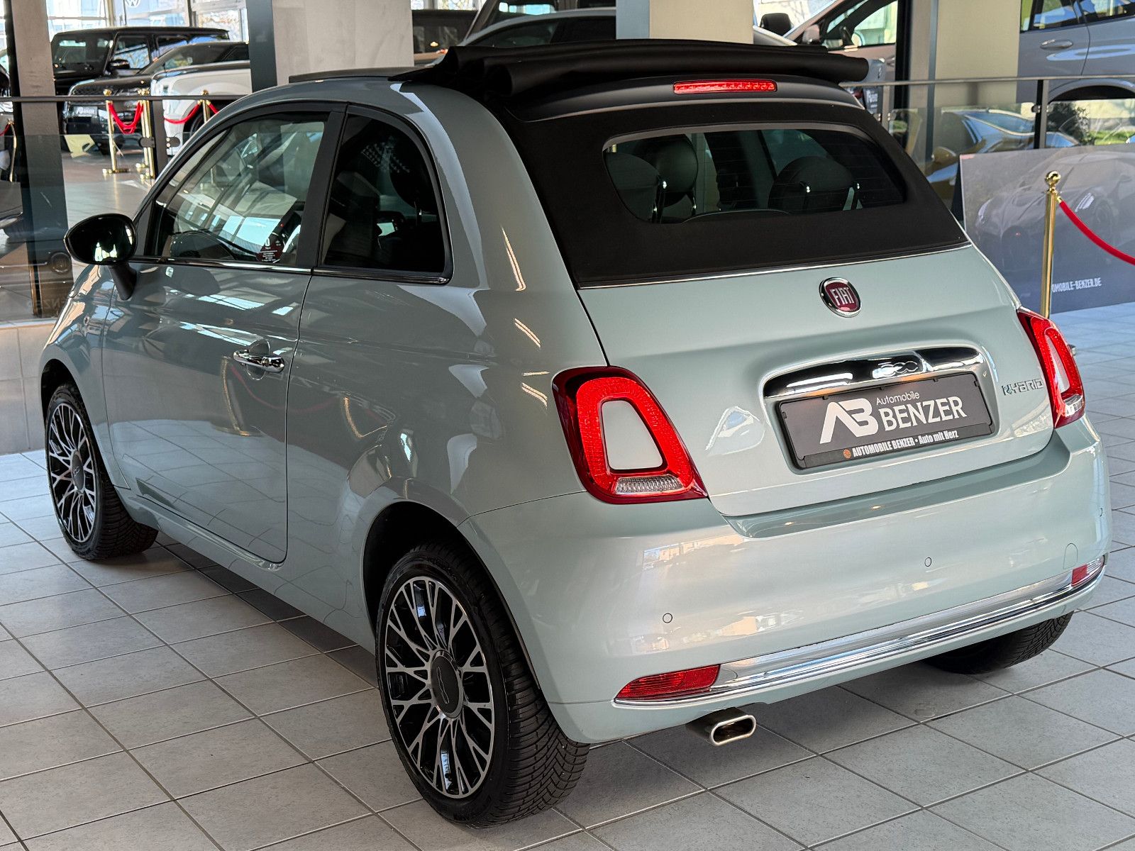 Fahrzeugabbildung Fiat 500C /KLIMA/BLUETOOTH/NAVI/PDC