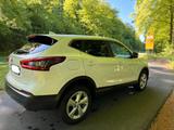 Nissan Qashqai 1.3 DIG-T Acenta Acenta - Nissan Qashqai: Privatanbieter