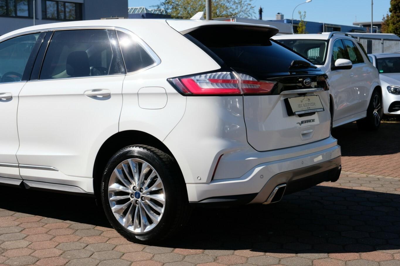 Ford Edge Vignale 4x4 Pano Standheizung