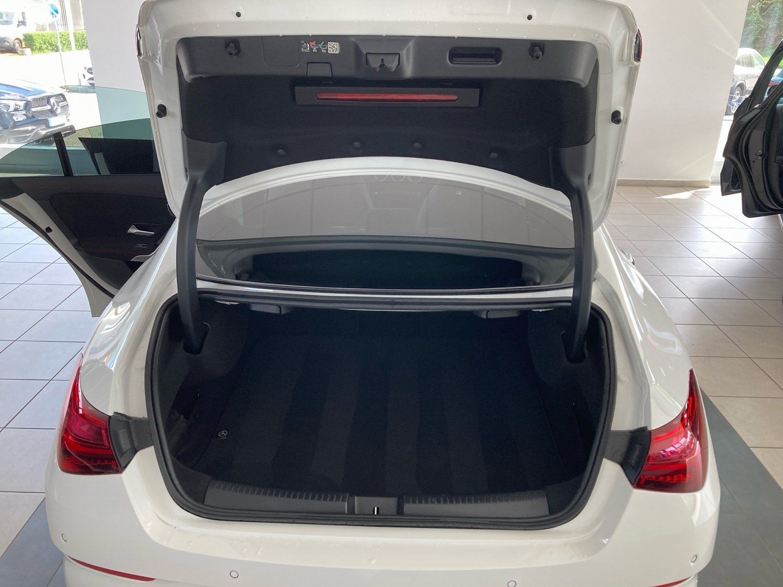 Fahrzeugabbildung Mercedes-Benz CLA 35 AMG 4M*Aero*Pano*HUD*Burm*STDHZG*Dist*360