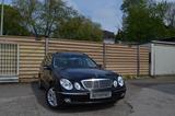 Mercedes-Benz E -Klasse T-Modell E 240 T 4Matic*LEDER*NAVI*XEN - Mercedes-Benz E 240 mit Benzin-Antrieb