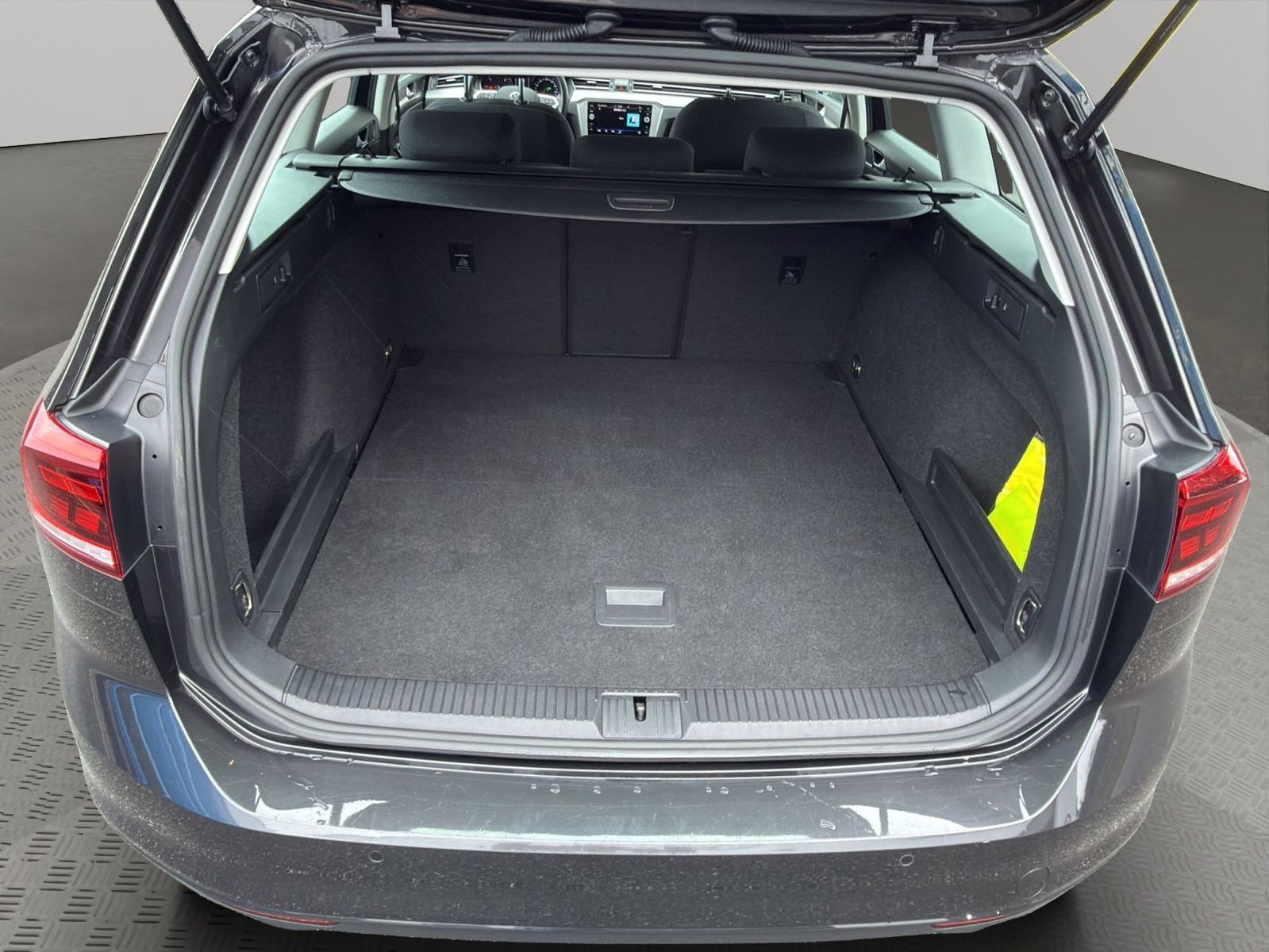 Volkswagen Passat Variant - Bild 16