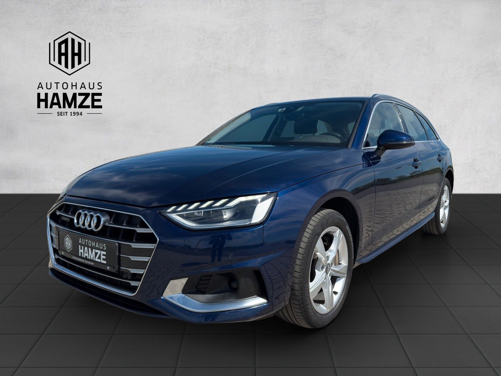 Audi A4 - 1