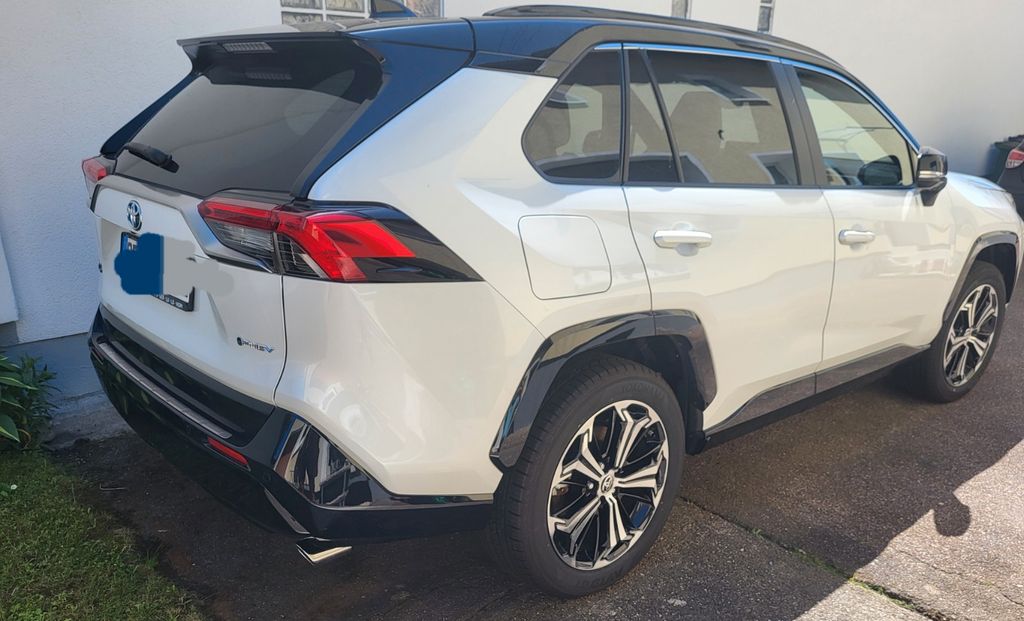 Image of Toyota RAV 4