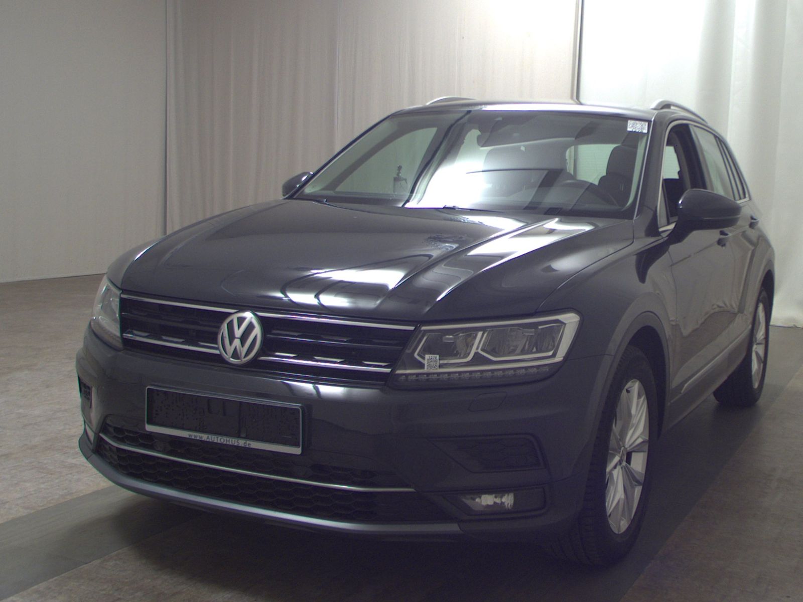 Volkswagen Tiguan 2.0 TDI Highline NAVI LED AID SHZ PDC AHK imagem 2