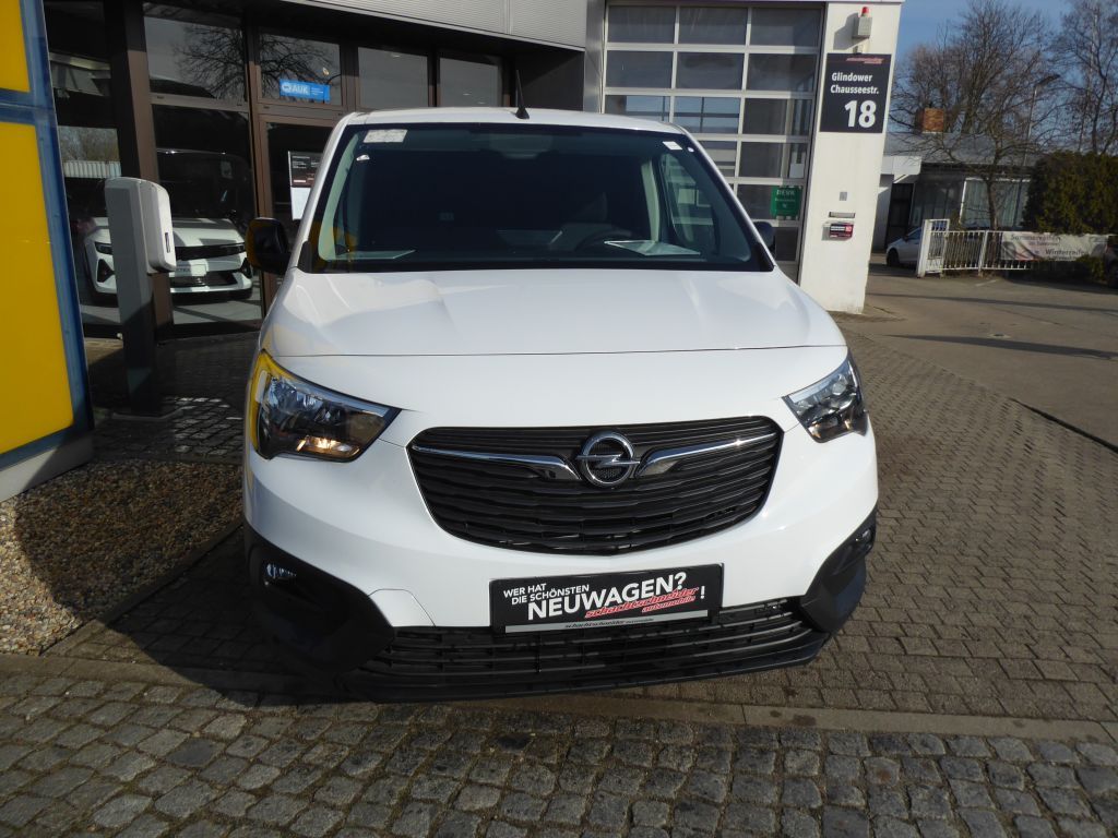 Fahrzeugabbildung Opel Combo-e Cargo (50-kWh)