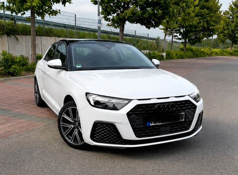AUDI A1 25 TFSI Sportback -S-Line,Ambienteb, Keyless