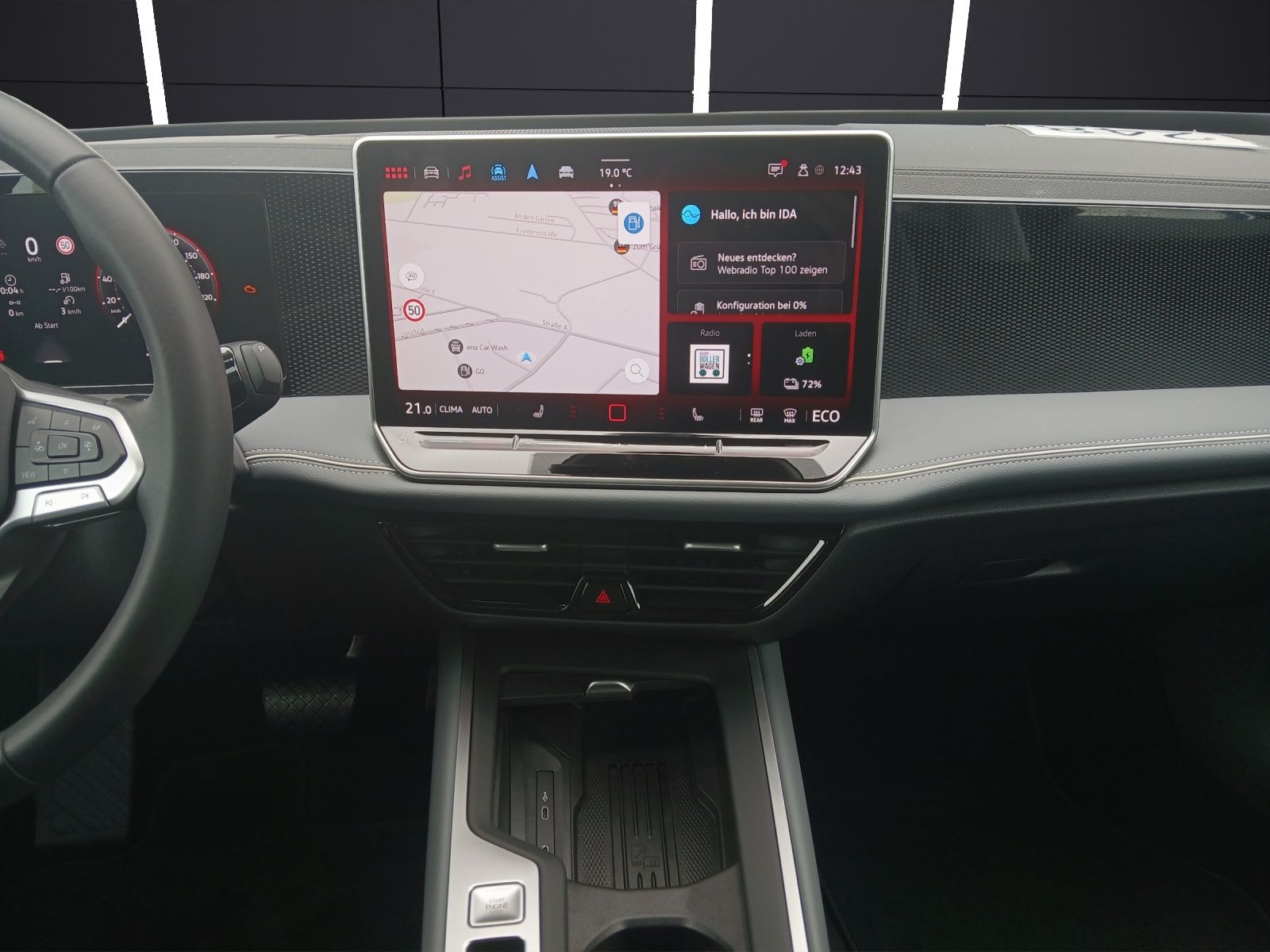 Fahrzeugabbildung Volkswagen Passat eHybrid Business DSG LED Navi AID ACC RFK