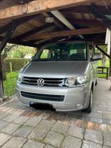 Volkswagen T5 Caravelle - VW T5 Gebrauchtwagen in Leipzig