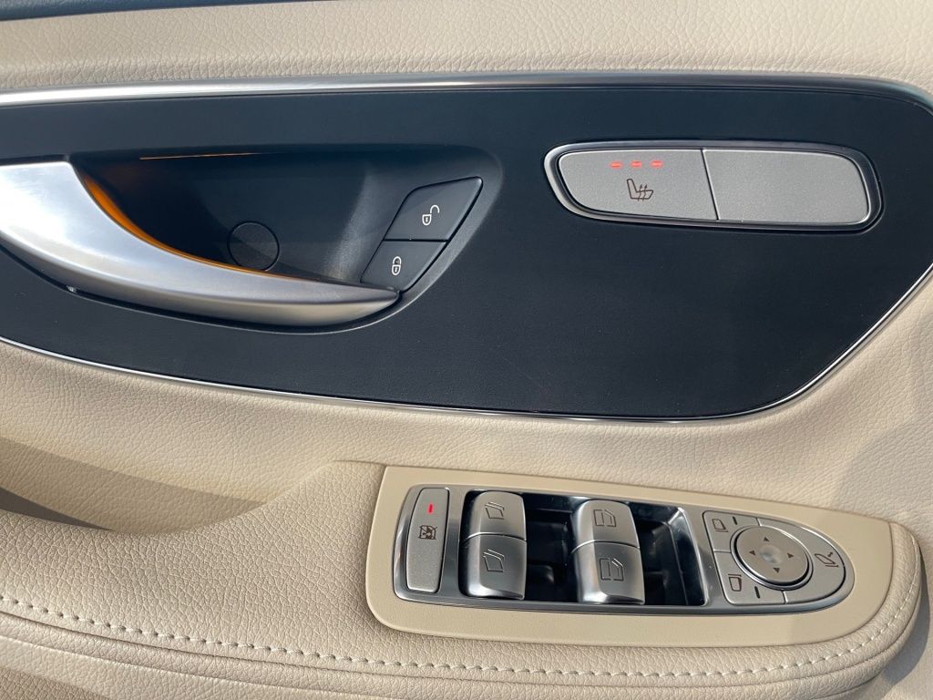 Fahrzeugabbildung Mercedes-Benz V 300 Marco Polo 4x4 EASY-UP SD 2,5tAHK 360° EDW