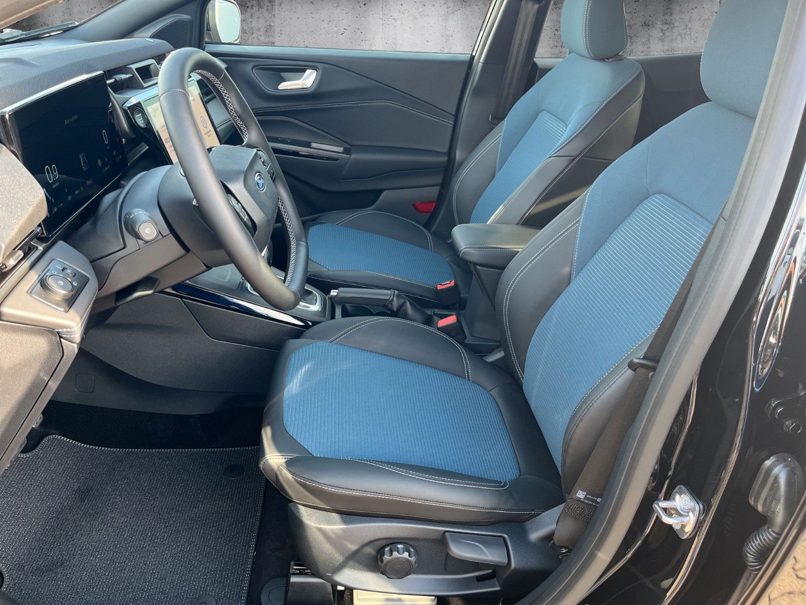 Fahrzeugabbildung Ford Puma BlueCruise Edition