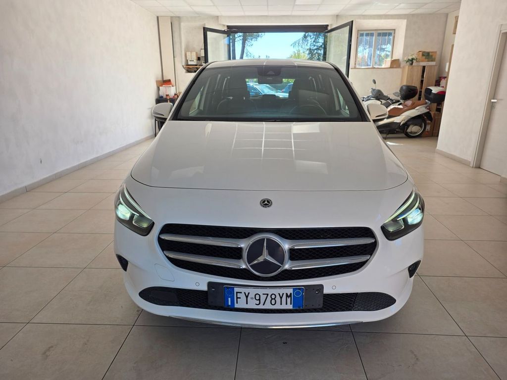Image of Mercedes-Benz B 180
