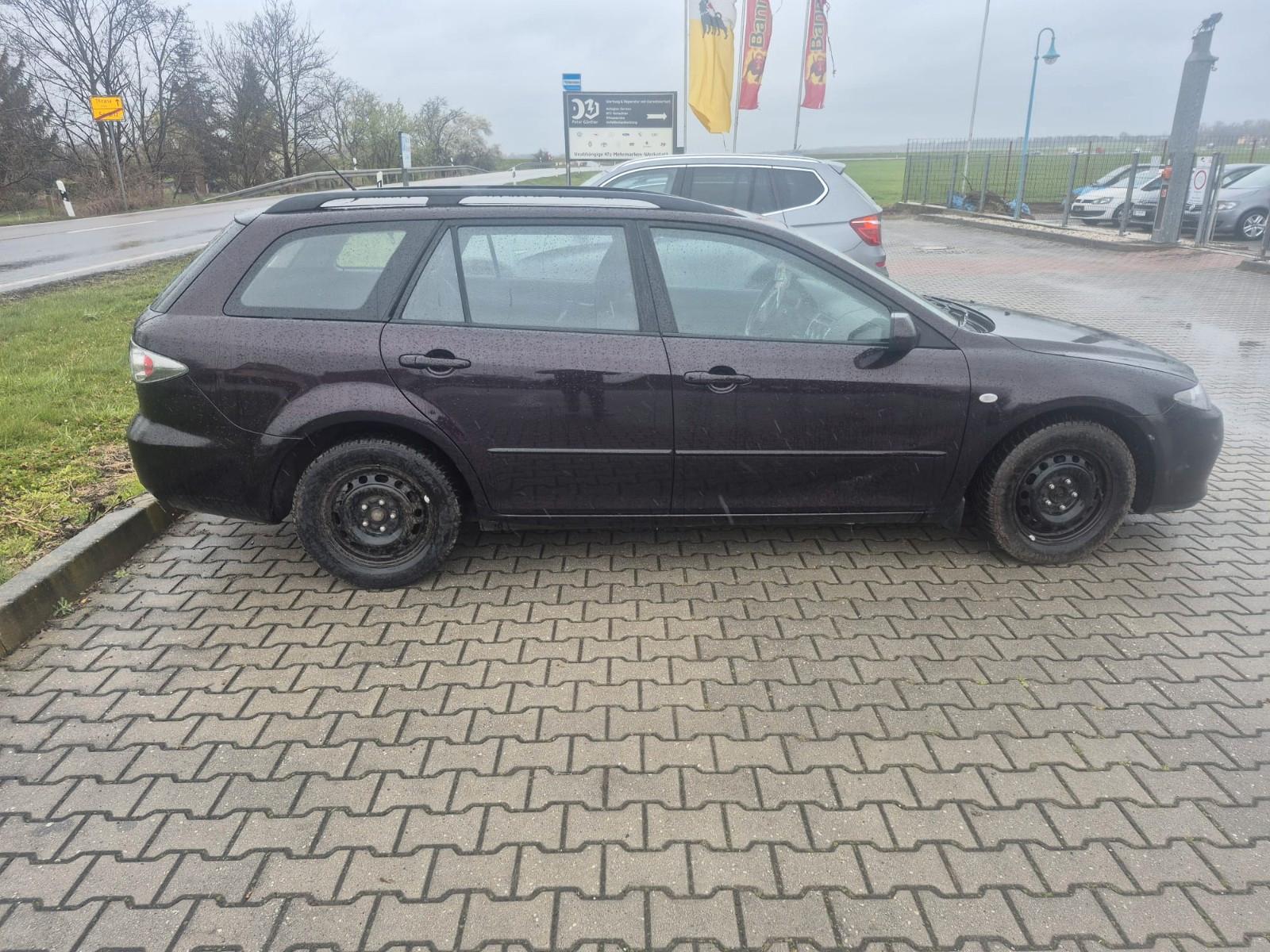 Mazda 6 2006 — вигляд ззаду