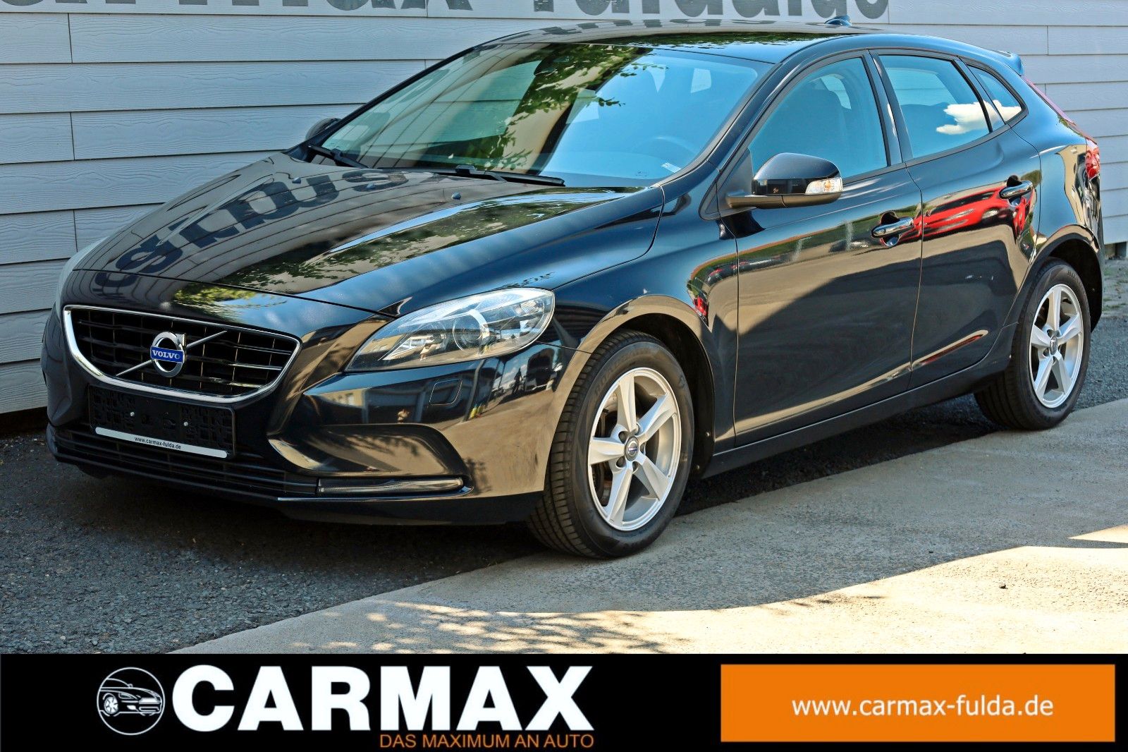 Fahrzeugabbildung Volvo V40 You! TLeder,Navi,Xenon,Kamera,SH,PDC,SR+WR