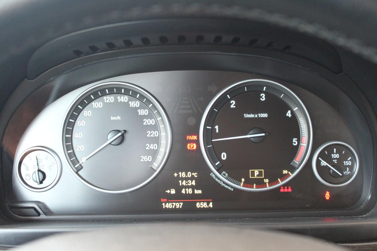 BMW 530 d Touring 245 ch • Boîte auto • 1ère Main - Cuir Dakota • Attelage • Bi-Xénon