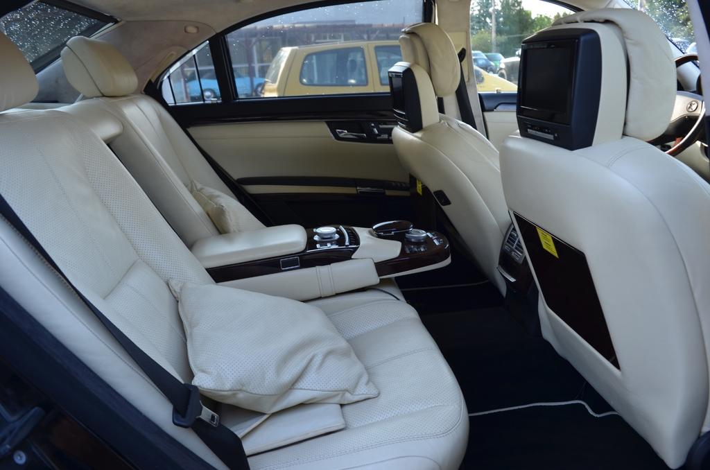 Mercedes-Benz S 600
