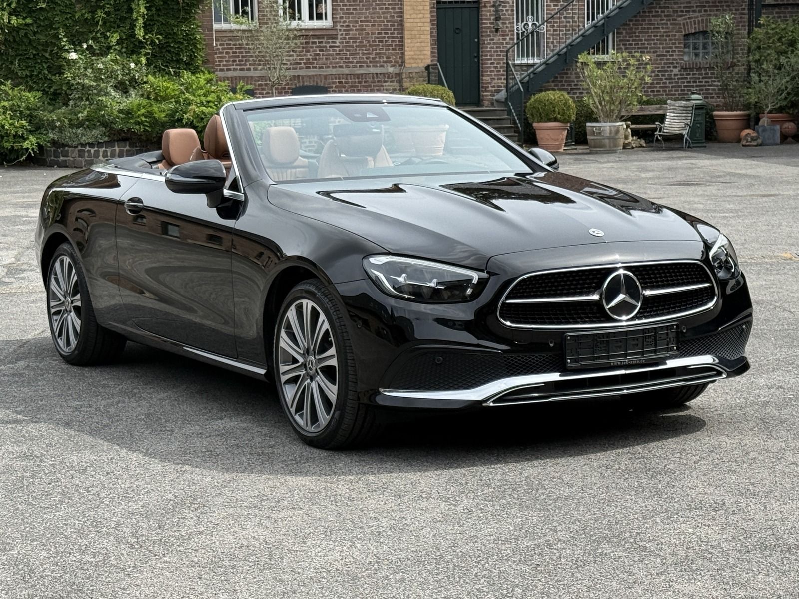 Mercedes-Benz E 300 d 4Matic Cabrio AVANTGARDE PAKET KAMERA CO foto 21