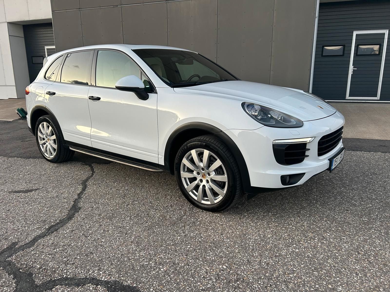 Cayenne Diesel Platinum Edition Full Service
