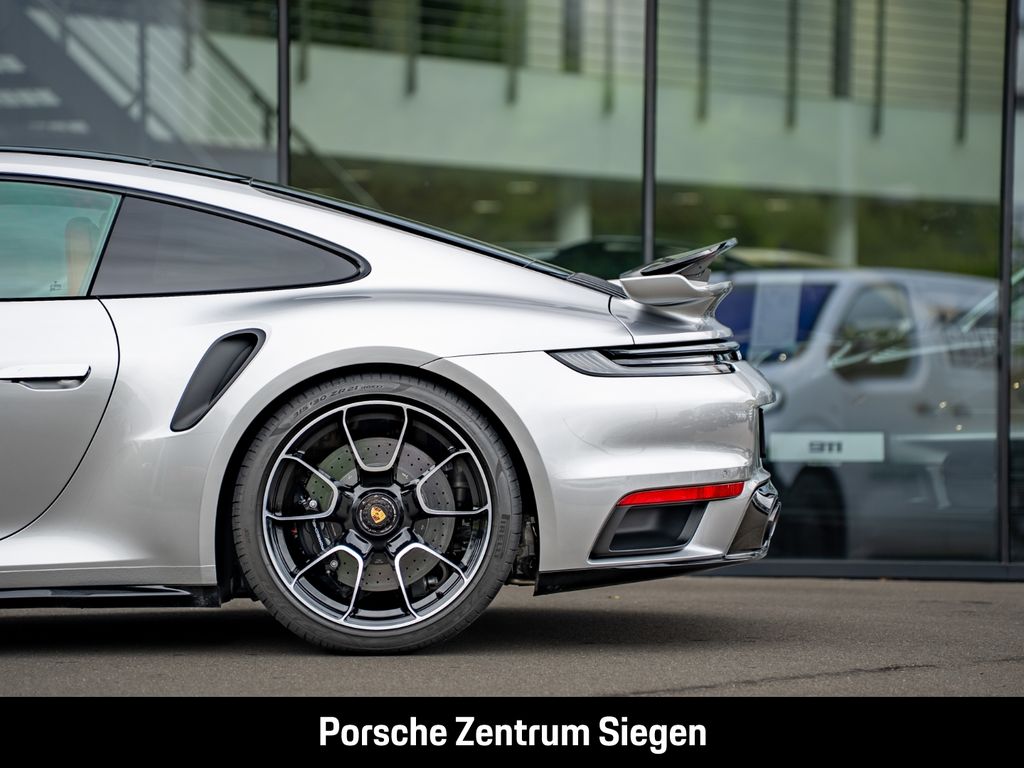 Porsche 992 (911) Turbo S