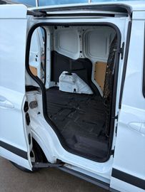 Ford Tourneo Connect - 8