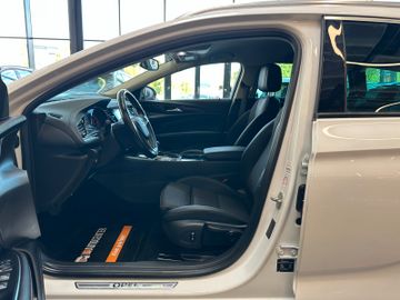 MYAUTOCENTER – Gebraucht- und Jahreswagen mit Werkstattservice in Pfaffenhofen Opel Insignia *KEYLESS*TEM*AHK*LKHZ*NAV*KLIMAAUTOM*