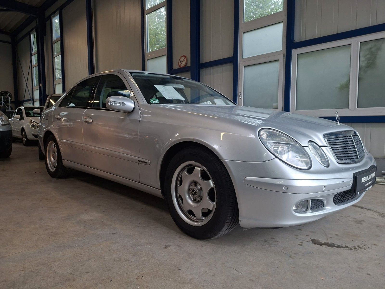 Mercedes Mercedes-Benz E 200 KOMPRESSOR Tüv Neu