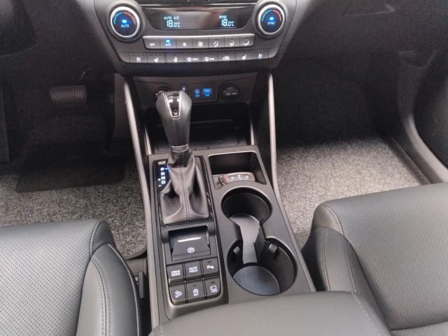 Tucson 1.6 CRDi Premium 2WD DCT Klima Navi